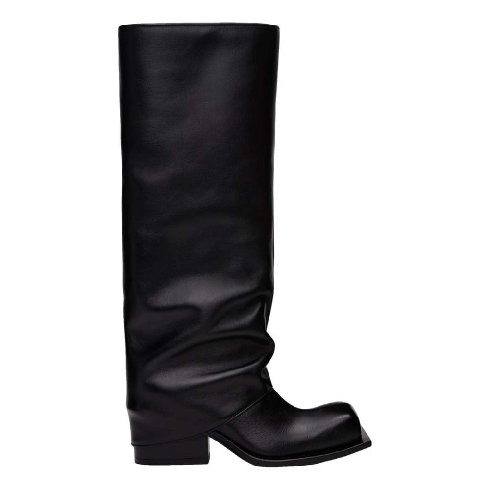 The Coveted Fidan Novruzova Trouser Boots!